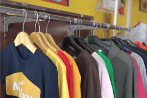 Sablon Kaos Di Jember – Satu Hari Jadi