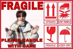 stiker fragile